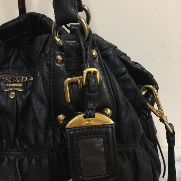 Prada Napa Gaufre two way tote bag - Picture 3 of 13